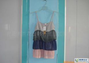 青島日韓外貿(mào)服裝批發(fā)女士原單尾貨庫(kù)存小背心吊帶衫_二手設(shè)備轉(zhuǎn)讓_世界工廠(chǎng)網(wǎng)中國(guó)產(chǎn)品信息庫(kù)